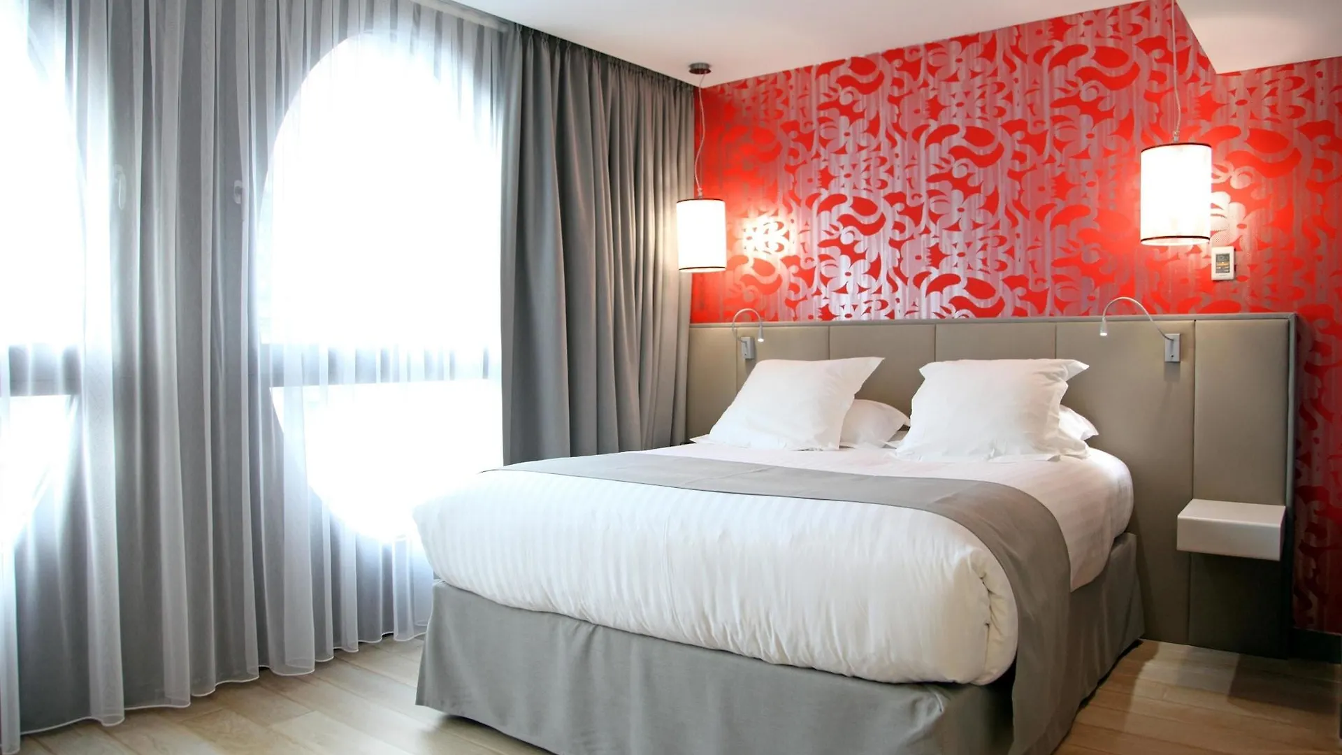 Best Western Premier Why Hotel Лилль